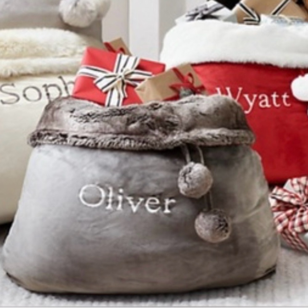 Restoration Hardware Luxe Santa Sack Faux Wolf Trim NWT 30”x34”